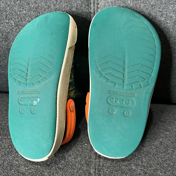 Kids Crocs size 8/9 - Picture 5 of 5